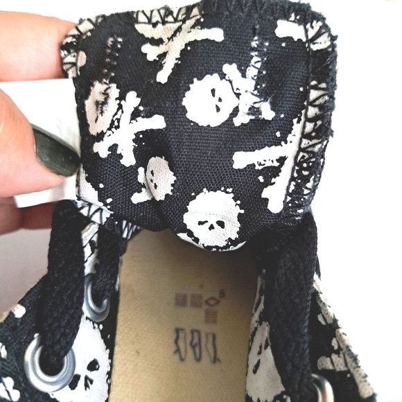 Converse Chuck Taylor All Star JandC Little Kids Low Top Shoes sz 10.5 3S464 - Picture 6 of 14